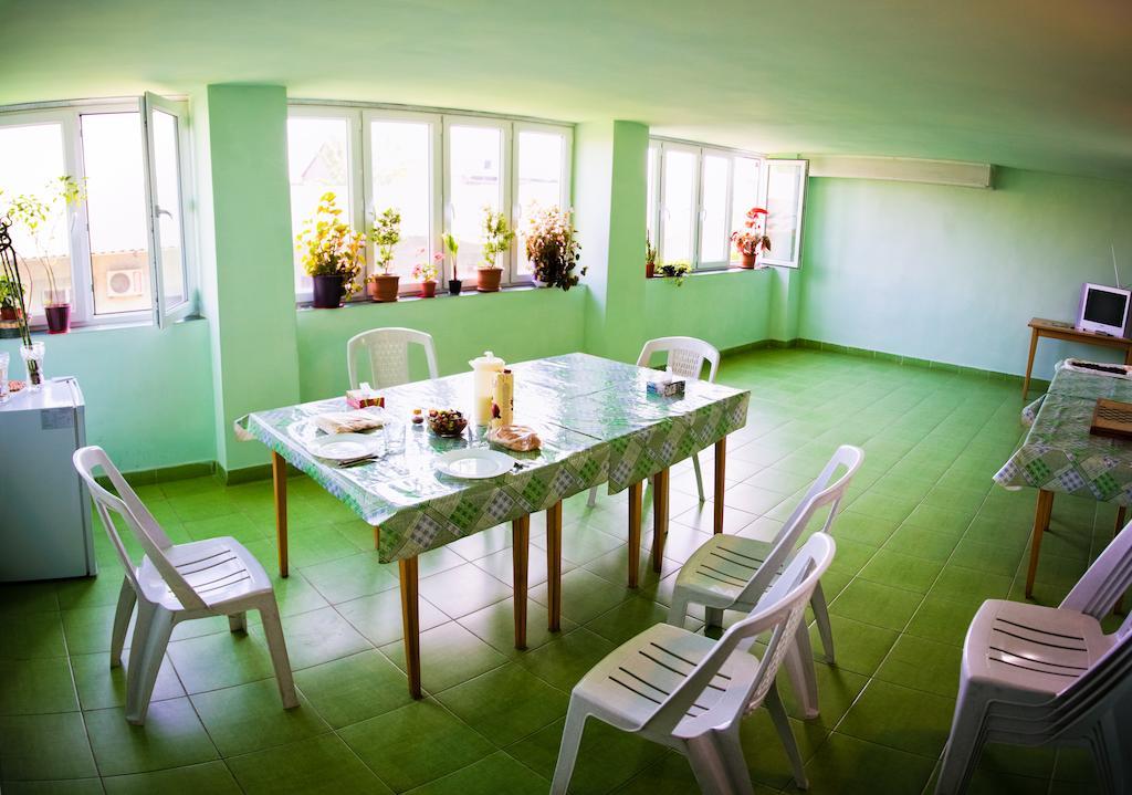 Kesabella Touristic House Bed and Breakfast P'arak'ar Buitenkant foto